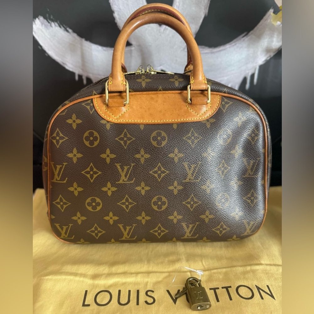 Authentic - Louis Vuitton Monogram Trouville